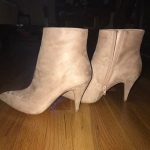 CARLOS BY CARLOS SANTANA Heeled Booty